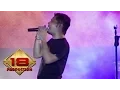 Download Lagu Andra And The Backbone - Jalanmu Bukan Jalanku (Live Konser Malang 27 April 2014)