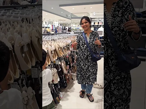 இந்த year diwali Gift வாங்கியாச்சு!! #minivlog 681 |26oct26#umaslifestyle #shorts #shortvideo #vlog