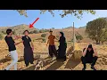 Download Lagu Abbas went to confront Isa... but Elham stopped him and got into a fight with Behnam!🔥