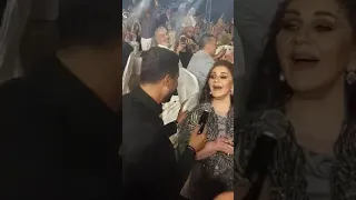 الفنان محمد خيري يحرج الفنانة القديرة ميادة الحناوي لتغني معه  انا بعشقك  في احلى ديو بين التنين     دندنها