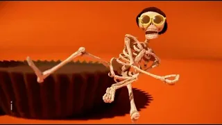 Reese s Commercial 2023 Halloween Reese s Season Ad Review