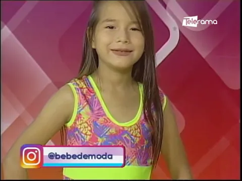 Desfile de trajes de baño para niños