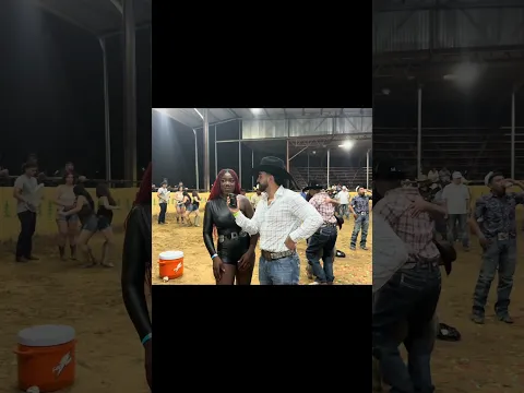 Omg sabe español 😭😭 #montoyavlogz #youtube #baile #huapangos #nortenas