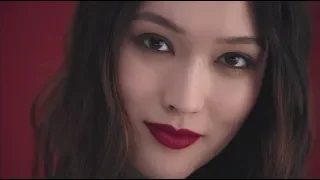 How to Get Intense Matte Lips with ROUGE ALLURE VELVET EXTREME - CHANEL Makeup Tutorials