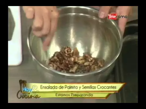 Ensalada de palmito y semillas crocantes