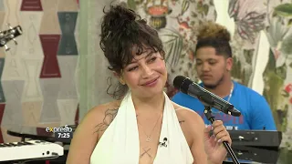 music rowlene performs sunday morning 