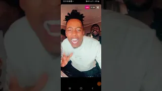 mas musiq playing his new exclusive live on ig