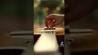 موسيقى جيتار حزينه 