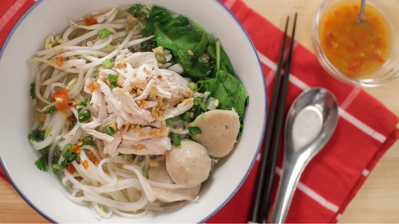 Thai Chicken Noodle Soup Recipe  - Hot Thai Kitchen!