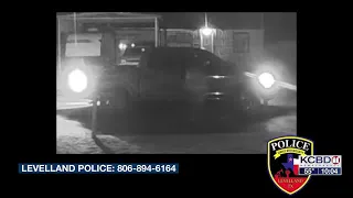 Levelland police asking for public help investigating death of man found in roadway