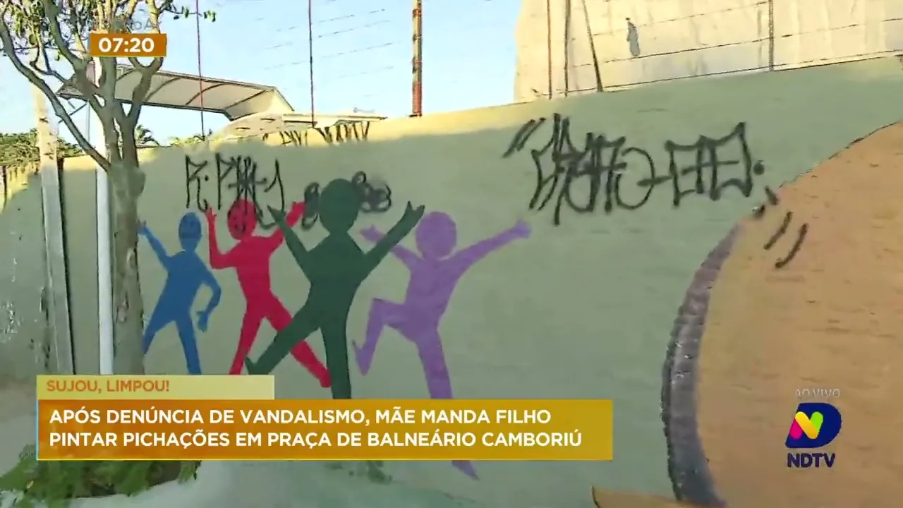 Mãe manda filho pintar pichações que ele fez em praça de Balneário Camboriú