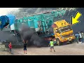 Download Lagu SESAK NAFAS !!! Menit-Menit Truk Tua Muatan 70 Ton Kelelahan Lewat Tanjakan Keramat Sitinjau Lauik