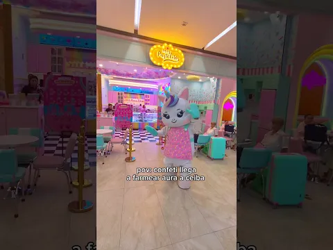Farmeando aura en mi pastelería💫
