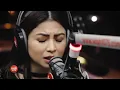 Glaiza De Castro performs  Bato sa Buhangin  LIVE on Wish 107 5 Bus