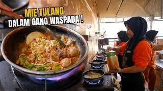 DATANGIN WARUNG MIE TULANG TERNYATA PAKE ORAK ARIK TELUR!