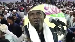 سورة الواقعة سورة الضحى تلاوة رهيبة القاري عيد شعبان من تنزانيا اطول نفس في قراءةالقران اسمع صوتك 