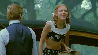 بيعمل علاقة مع بنت صغيره وبيتجوز امها عشان يفضل مع البنت الصغيره دي ملخص فيلم لوليتا Lolita 