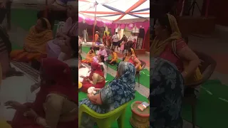 Mahamandleshwar dwara maa bhagvat geeta ka gyan / jagat guru..