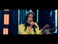 Stephany Almeida – Tempo de Deus (Vídeo Oficial)