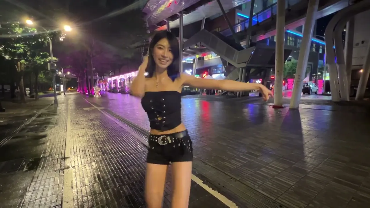 辣辣信義區舞蹈直播
