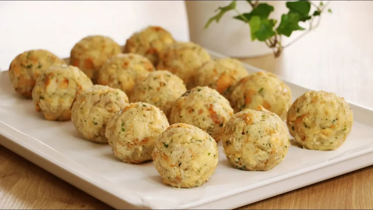 Kartoffelknödel Selber Machen (Rezept) || Homemade Potato Dumplings (Recipe) || [ENG SUBS]