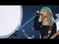 Download Lagu SCANDAL - Shunkan Sentimental「瞬間センチメンタル」(Live SCANDAL ARENA TOUR 2015-2016 \