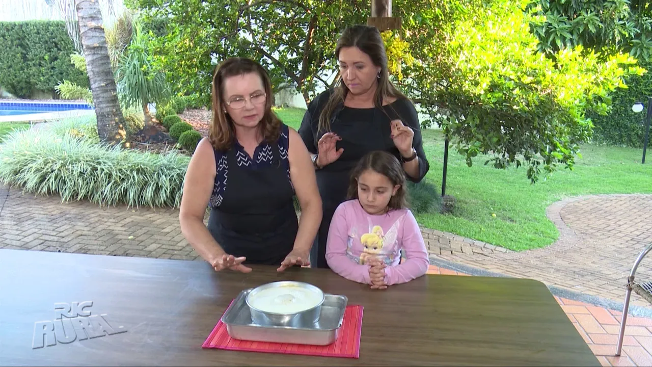 receita trabalho ingles (kauhe) (pudim de leite). 