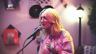 Download Julia Michaels' acoustic live performance of \ MP3