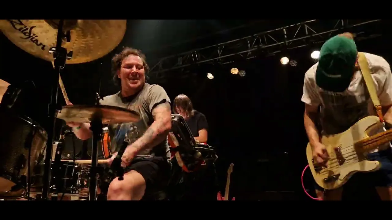 OSEES - Chem-Farmer / Nite Expo (live in Marseille 2025 #HD) OSEES - Chem-Farmer / Nite Expo (live in Marseille 2025 #HD)