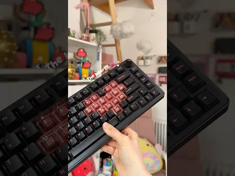 This keyboard has a HEART 💓