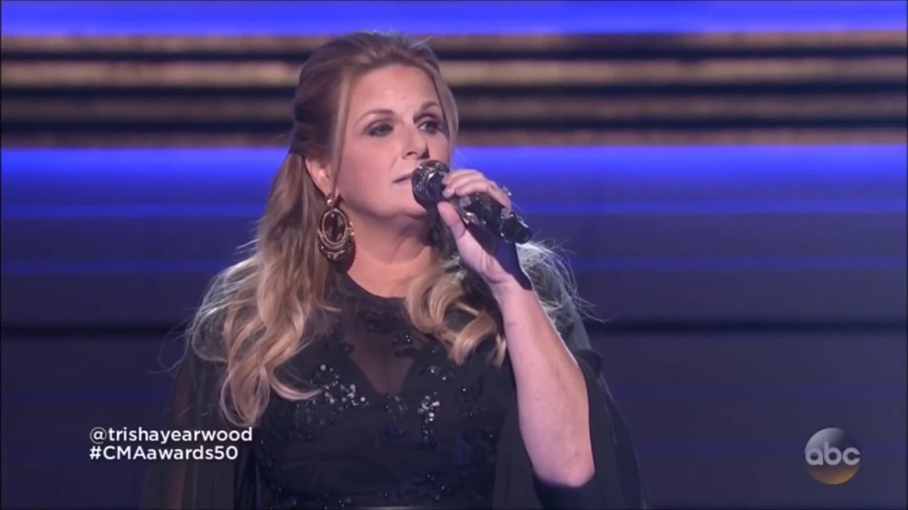 Lyrics: Garth Brooks & Trisha Yearwood live tribute to Johnny Cash & June Carter Cash Live HD 2016 Lyrics: Garth Brooks & Trisha Yearwood live tribute to Johnny Cash & June Carter Cash Live HD 2016