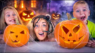Halloween Pumpkin Carving - Making a Jack O Lantern