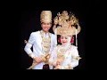 Pakaian Adat Lampung