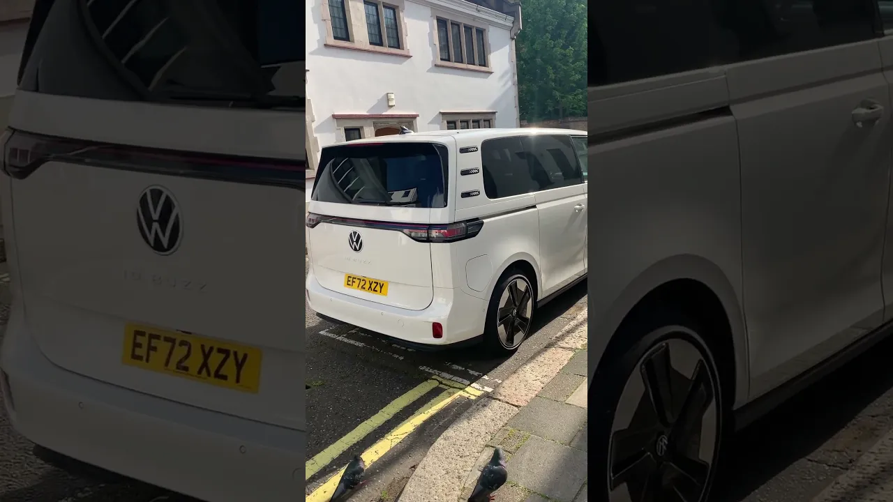 Volkswagen Kombi Elétrica em Londres.