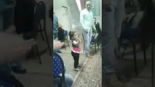 رقصني ع وحده ونص دندنها
