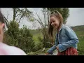 Laura Dinu - Eram copii și noi (Official Video)