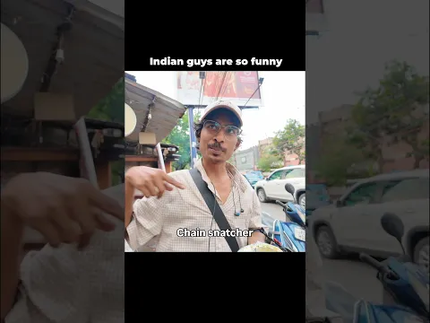 Savage Chain Snatcher in India π (FAKE FOREIGNER) #4 #minivlog #funny #india #touristguide