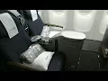 United Airlines 777-200 in Business