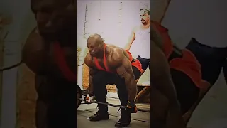 RonnieColeman8 Lifting 800lbs Straight Shorts Deadlift 
