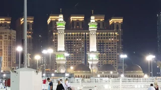 أذان رائع من الحرم المكي عشاء الخميس            المؤذن هاشم السقاف دندنها