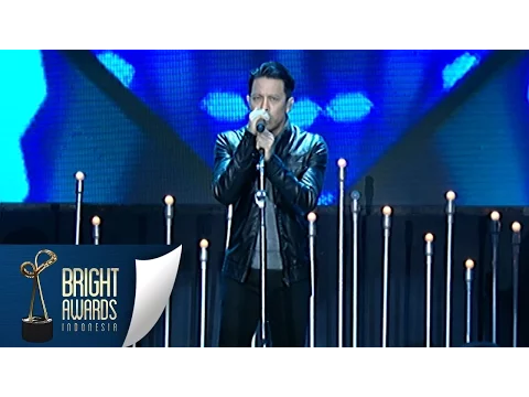 Download MP3 Noah Medley Lagu 'Tak Lagi Sama' \u0026 'Seperti Kemarin' [Bright Awards] [08 Mar 2016]