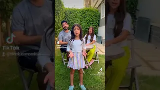  وانا بتمشي ف ت ل اب  ي ب   دندنها