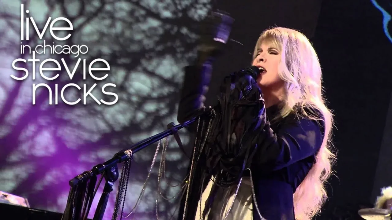 Stevie Nicks - Edge Of Seventeen (Live In Chicago) Stevie Nicks - Edge Of Seventeen (Live In Chicago)