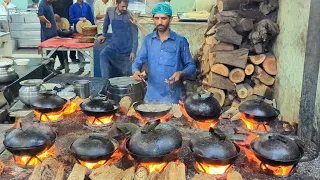 ilyas Dumba Karahi - Truck Adda GT Road Lahore Street Food | Most Famous ilyas Mutton Karahi Lahore