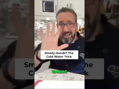 Stop Smelling Like Garlic! Chef’s Cold Water Secret REVEALED! #chefdez #cooking #garlic #onion #wash