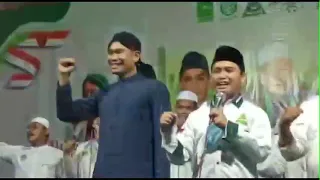 Download MOJOKERTO BERSHOLAWAT BERSAMA HABIB AHMAD BIN MUSTHOFA  AL - HADAR  DAN GUS BARRA  WABUP MOJOKERTO MP3