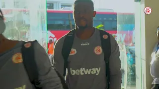 KIKOSI KIMEWASILI MEJA ISAMUYO STADIUM TAYARI KWA MCHEZO DHIDI YA JKT TANZANIA 