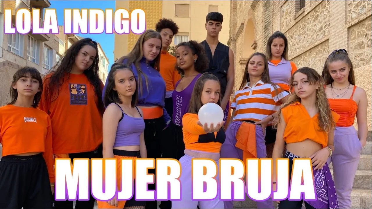 MUJER BRUJA- LOLA INDIGO - HEART BREAKER DANCE (HALLOWEEN DANCE)