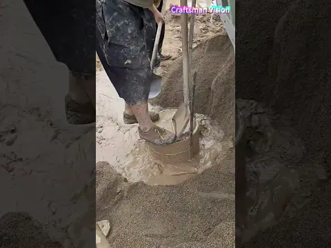 well construction: well wall manual sand and gravel backfilling
