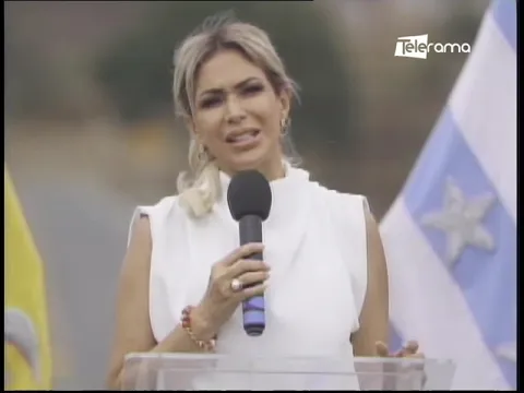 Prefecta Susana González inauguró la vía Petrillo - las Minas, en Nobol